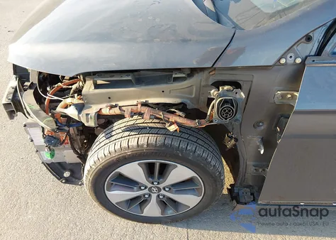 2018 Hyundai Ioniq Plug-In Hybrid from USA, damaged, VIN KMHC65LD0JU087668